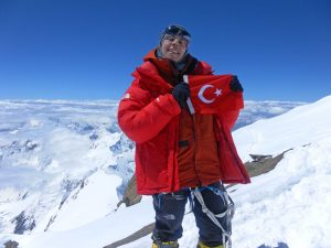 Türkiye'nin ilk kadın kar leoparı: Esin Handal konuğumuz oldu.